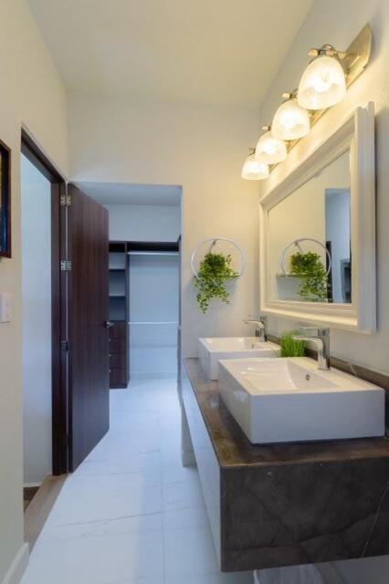 Newly Developed 4 Bedroom Townhome Las Jarretaderas Eksteriør billede